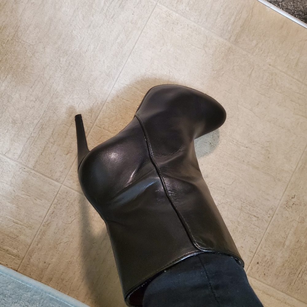 Black women shoes size 7